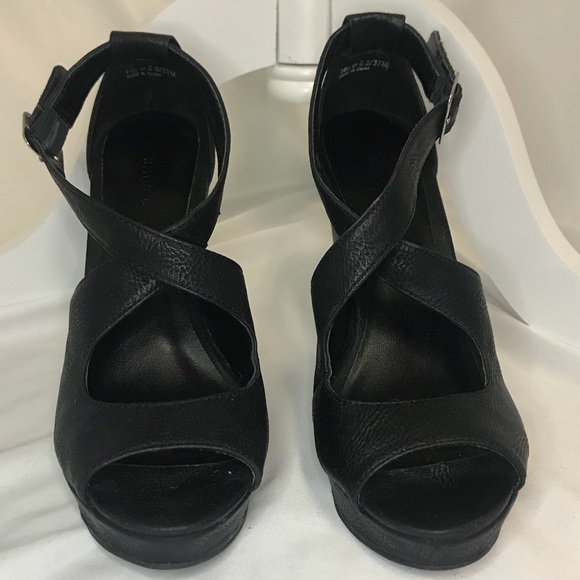 chinese laundry milani wedge sandal